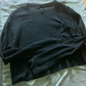 Long sleeve crop top